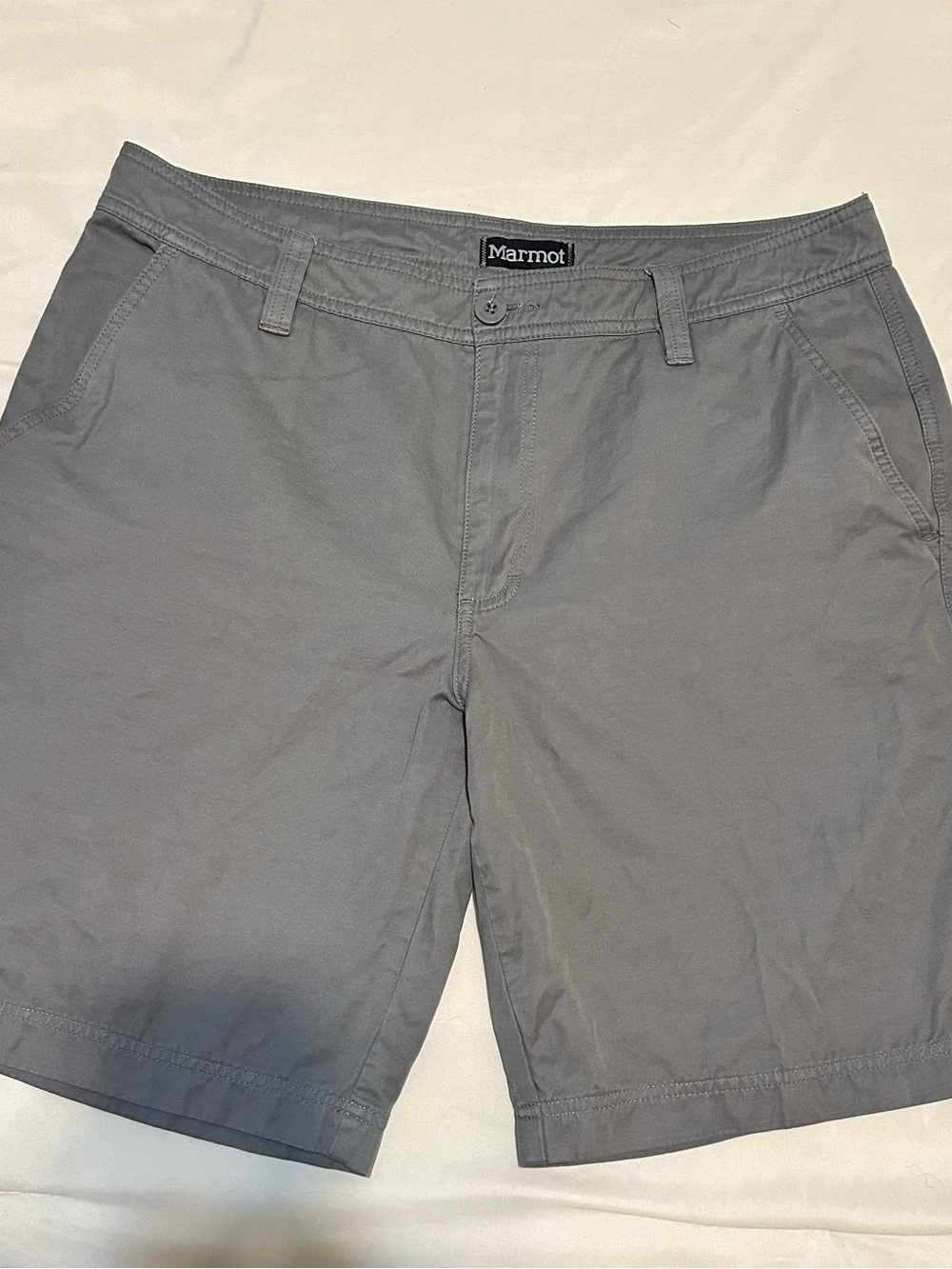 Marmot Men's Slate Gray Premium Casual Shorts Hiking Camping Versatile Size 36.